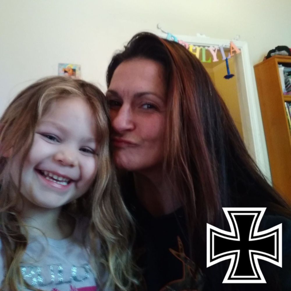 Meet your Posher, Kindra